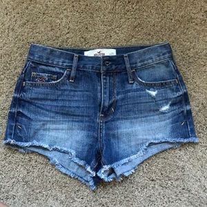 Holliester Jean Shorts, size 25w aka size 1
